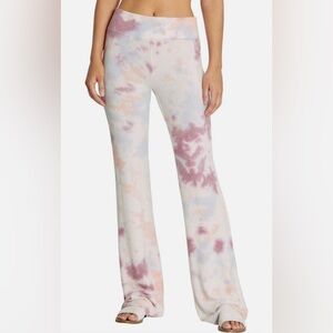 WildFox Women's Tennis Club Fleece Pant in Cloud Tie Dye Size XS
